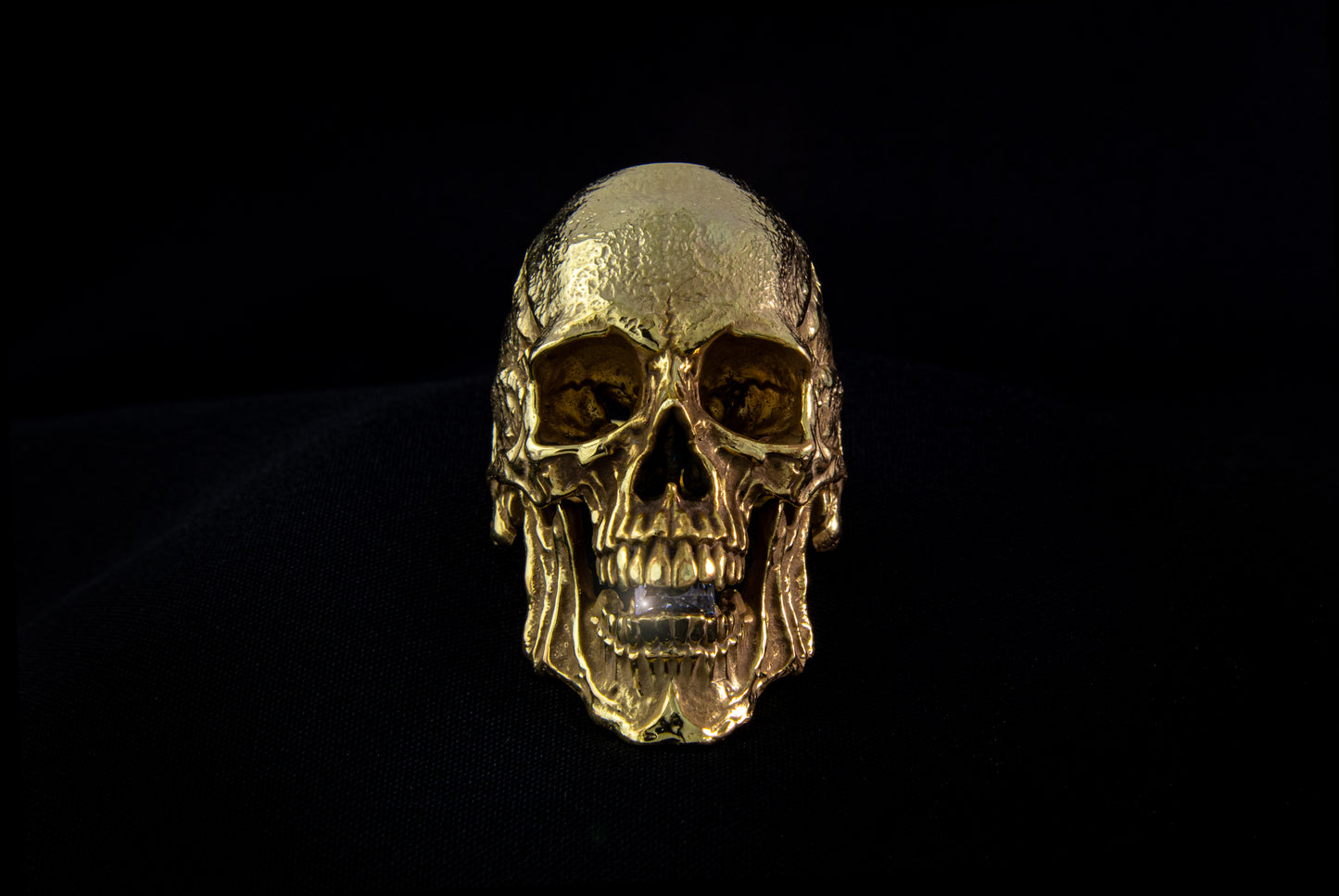 Skull Ring 2.1 Diamond