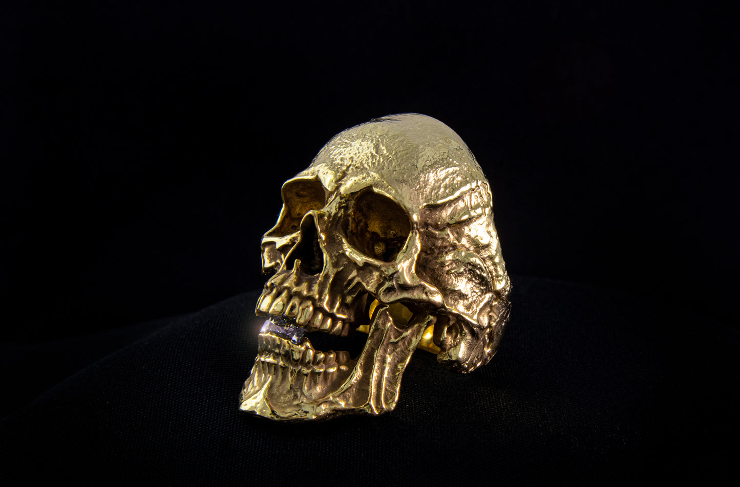 Skull Ring 2.1 Diamond