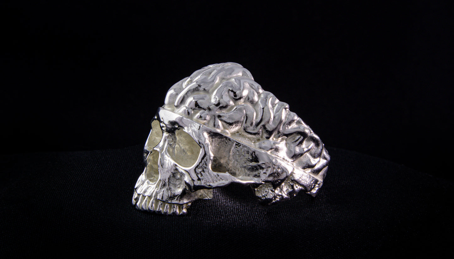 Skull with Brain Ring