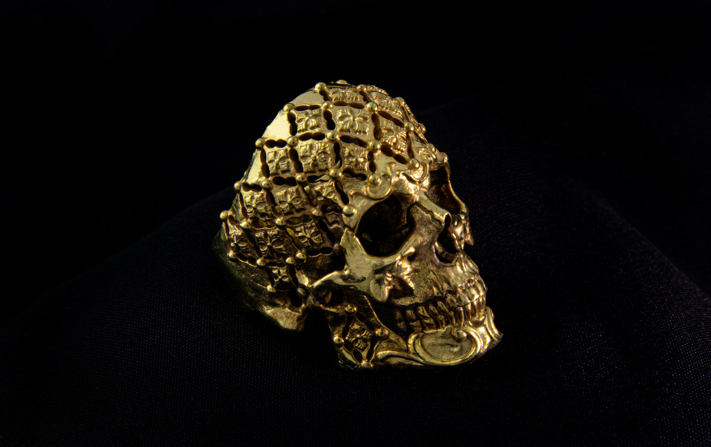 Luxury Skull Ring